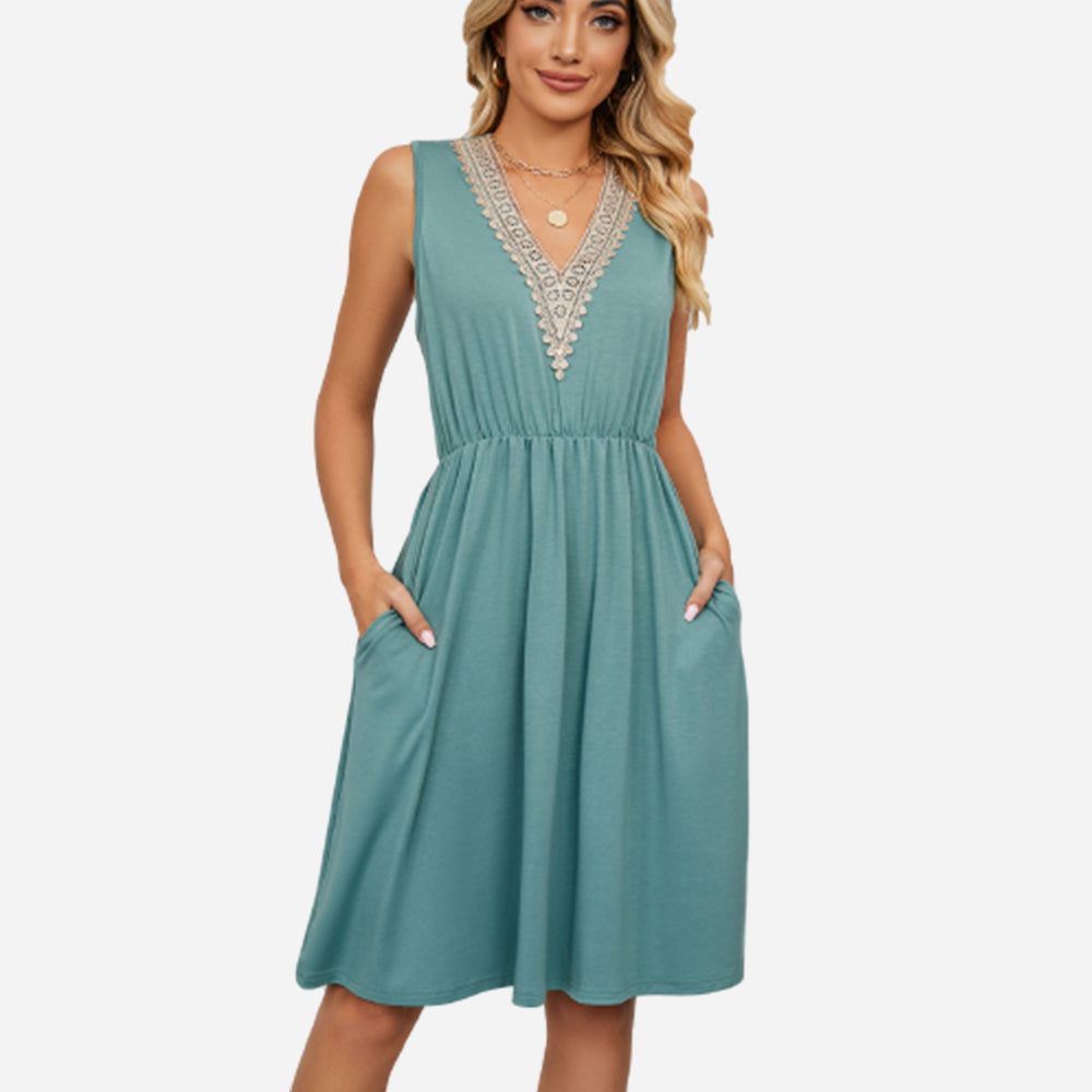 Lace Panel Sleeveless Dress With Pocket